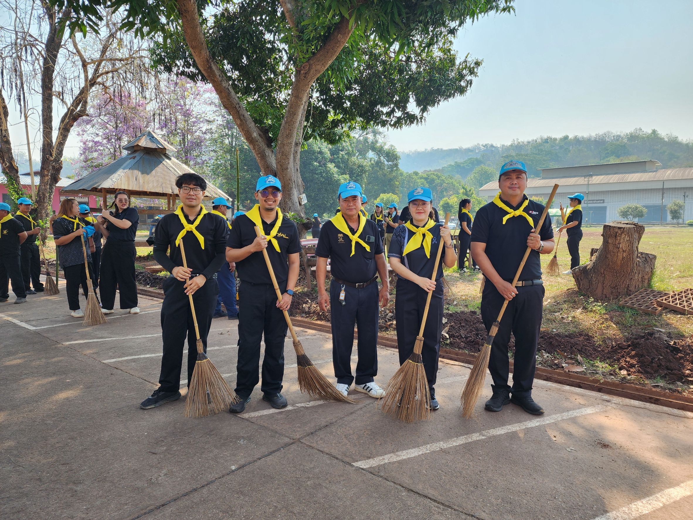 🖤 สพอ.ฟากท่า ร่วมกิจกรรมจิตอาสาพัฒนา เนื่องในวันระลึกถึงพระบาทสมเด็จพระนั่งเกล้าเจ้าอยู่หัว 🖤